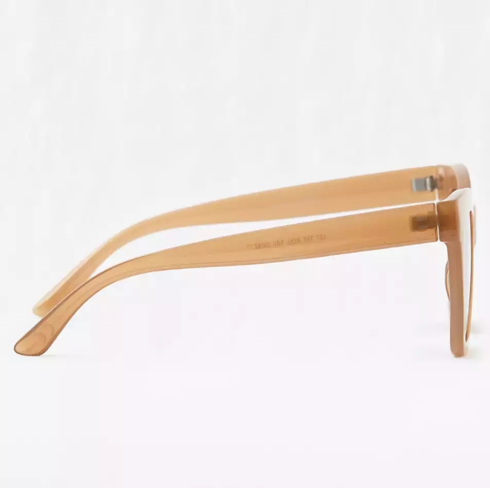 ๐๏ธ NWT Aerie Dream On Sunglasses in 'Cedar Expedition' - Picture 2 of 8